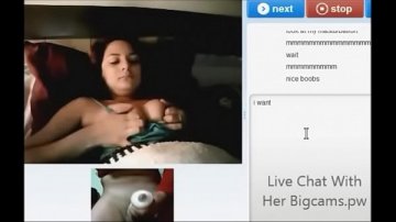 Video chat morena masturbándose