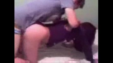 perra ninfómana baila dinero