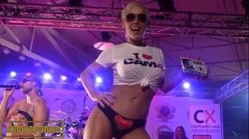 Orgía gran polla follada tíos